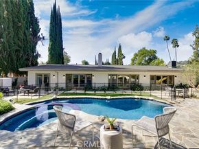 4676 Arriba Drive, Tarzana (los Angeles) CA 91356