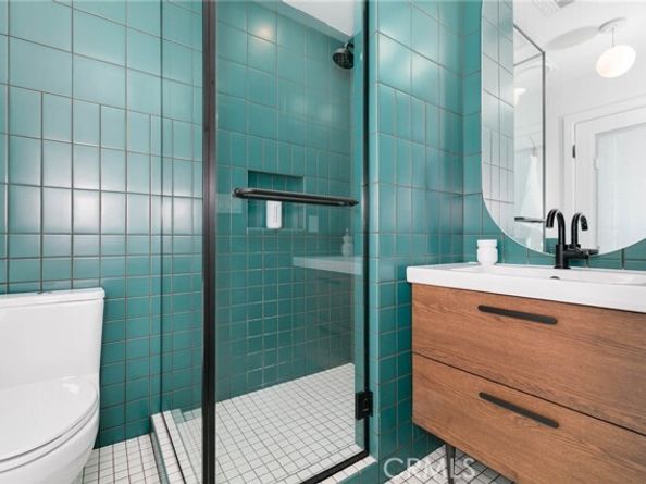 4676 Arriba Drive, Tarzana (los Angeles) CA 91356