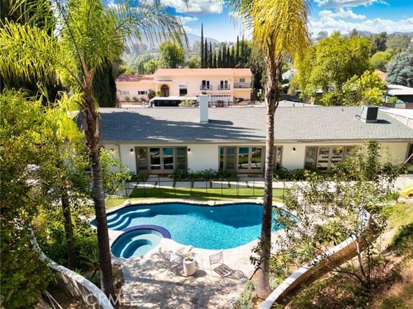 4676 Arriba Drive, Tarzana (los Angeles) CA 91356