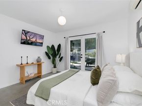 4676 Arriba Drive, Tarzana (los Angeles) CA 91356