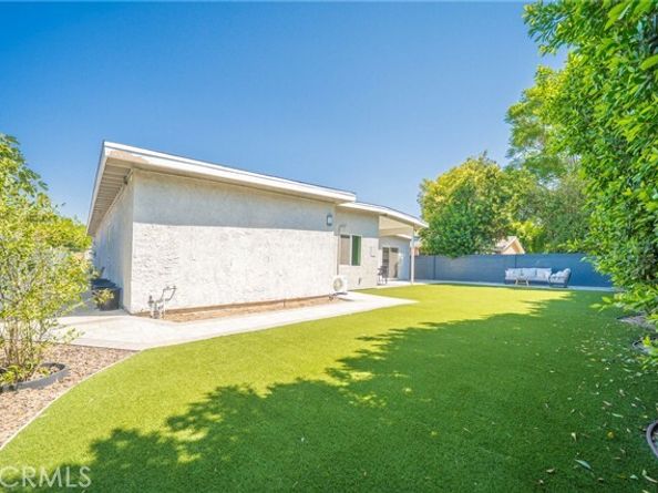 22046 Kinzie Street, Chatsworth (los Angeles) CA 91311