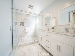 22046 Kinzie Street, Chatsworth (los Angeles) CA 91311