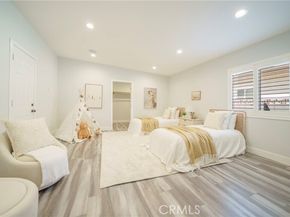 22046 Kinzie Street, Chatsworth (los Angeles) CA 91311