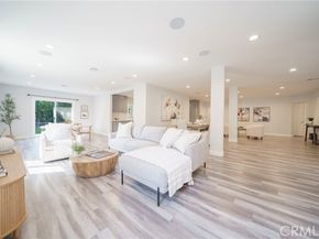 22046 Kinzie Street, Chatsworth (los Angeles) CA 91311