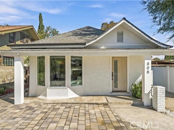 808 S Los Robles, Pasadena CA 91106