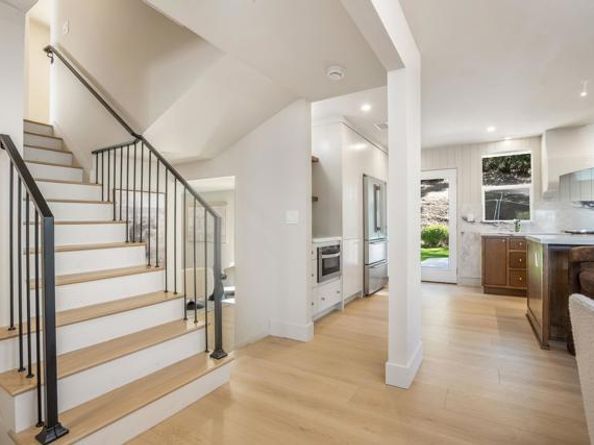 1622 Sunny Heights Dr, Los Angeles CA 90065