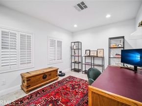 15752 Cobalt Street, Sylmar (los Angeles) CA 91342