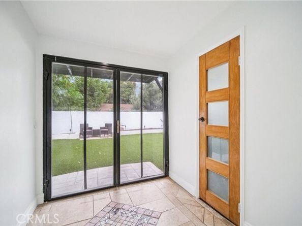 15752 Cobalt Street, Sylmar (los Angeles) CA 91342