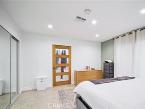 15752 Cobalt Street, Sylmar (los Angeles) CA 91342