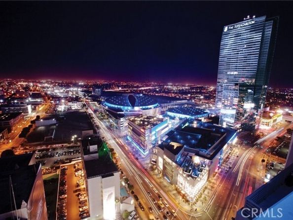 900 W Olympic Boulevard 42A, Los Angeles CA 90015