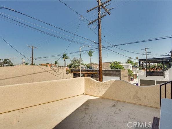 133 Pomona Avenue, Long Beach CA 90803