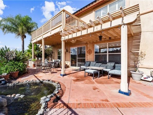 7572 E Endemont Court, Anaheim CA 92808