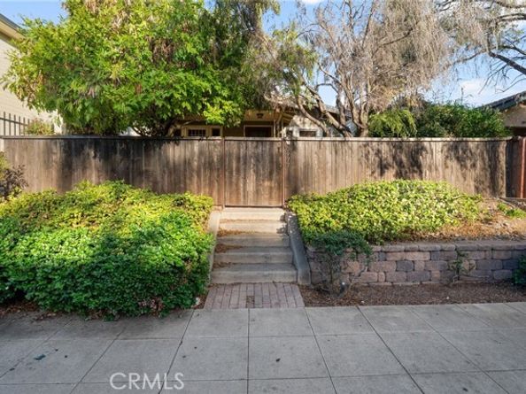 3975 8th Avenue, San Diego CA 92103