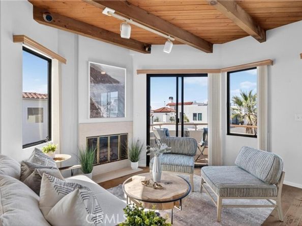 444 30th Street, Manhattan Beach CA 90266