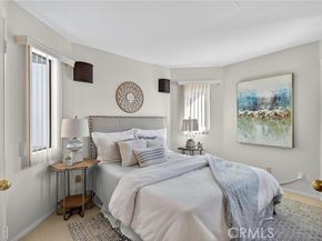 444 30th Street, Manhattan Beach CA 90266