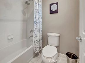21 Lantana, Lake Forest (el Toro) CA 92630