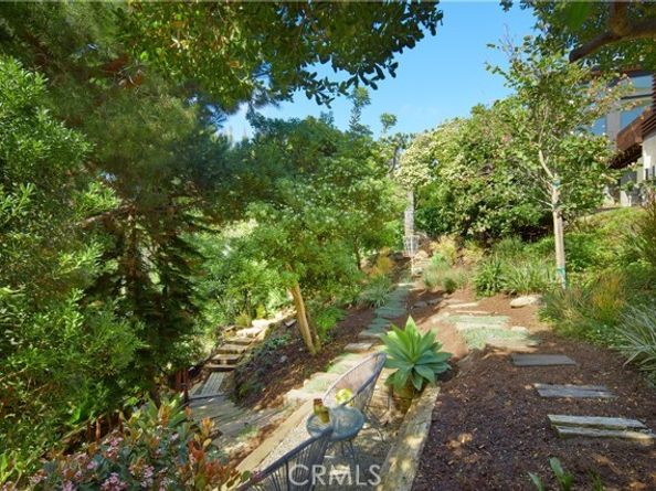 333 Milford Drive, Corona Del Mar (newport Beach) CA 92625