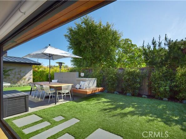 333 Milford Drive, Corona Del Mar (newport Beach) CA 92625
