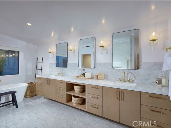 333 Milford Drive, Corona Del Mar (newport Beach) CA 92625