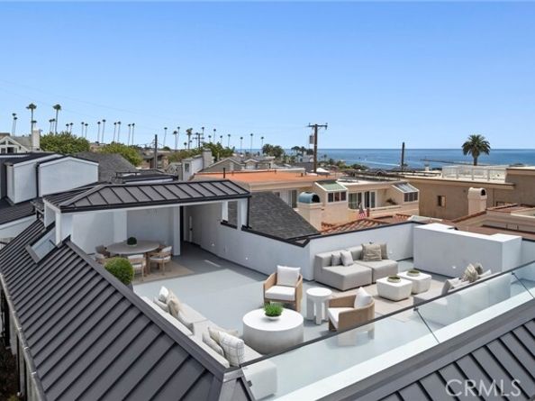 220 Carnation Ave., Corona Del Mar (newport Beach) CA 92625