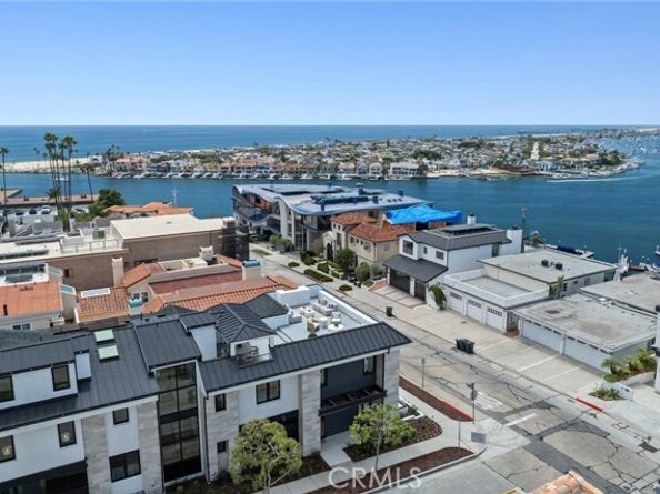 220 Carnation Ave., Corona Del Mar (newport Beach) CA 92625