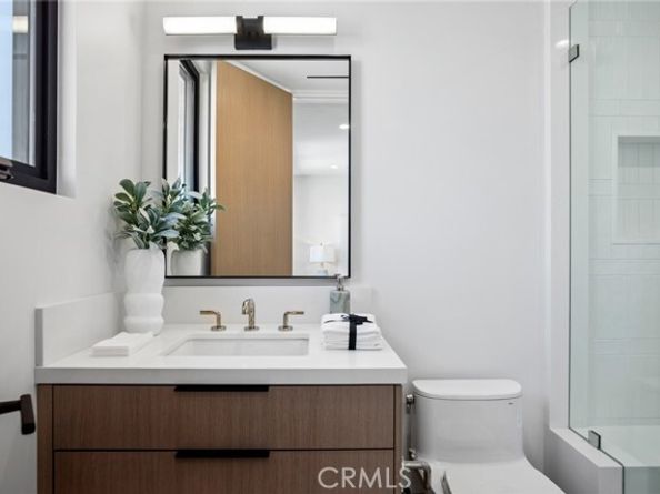 220 Carnation Ave., Corona Del Mar (newport Beach) CA 92625