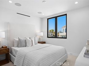 220 Carnation Ave., Corona Del Mar (newport Beach) CA 92625