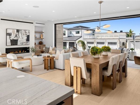 220 Carnation Ave., Corona Del Mar (newport Beach) CA 92625