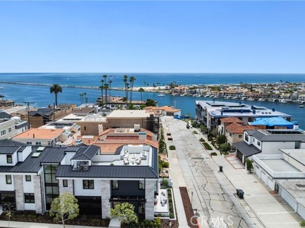 220 Carnation Ave., Corona Del Mar (newport Beach) CA 92625