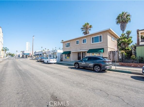 110 S Freeman Street, Oceanside CA 92054