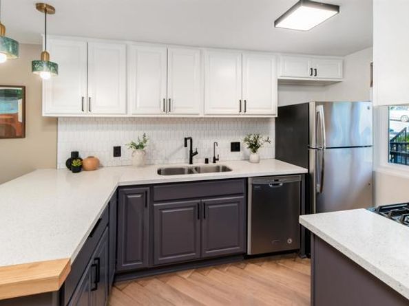 2349 Altisma Way B, Carlsbad CA 92009