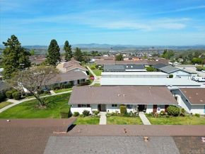 3685 Vista Campana 16, Oceanside CA 92057