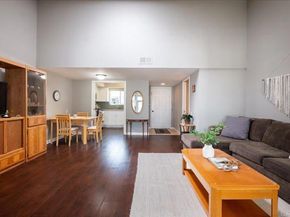 3685 Vista Campana 16, Oceanside CA 92057