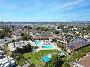 3685 Vista Campana 16, Oceanside CA 92057