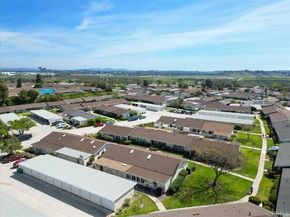 3685 Vista Campana 16, Oceanside CA 92057