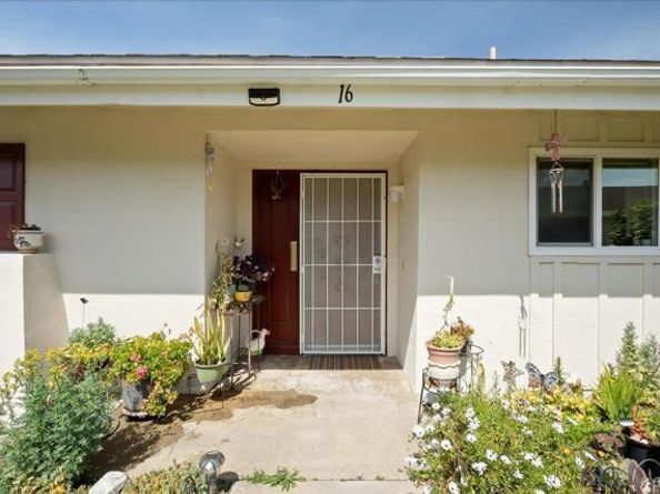 3685 Vista Campana 16, Oceanside CA 92057