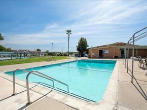 3685 Vista Campana 16, Oceanside CA 92057