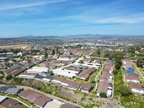 3685 Vista Campana 16, Oceanside CA 92057