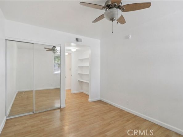 18620 Hatteras Street 247, Tarzana (los Angeles) CA 91356