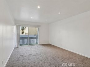 18620 Hatteras Street 247, Tarzana (los Angeles) CA 91356