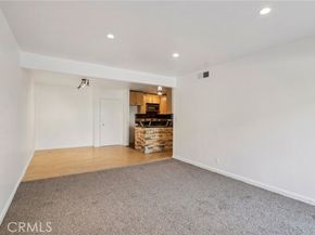 18620 Hatteras Street 247, Tarzana (los Angeles) CA 91356