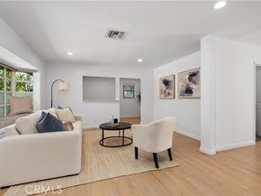 5732 Wilbur Avenue, Tarzana (los Angeles) CA 91356