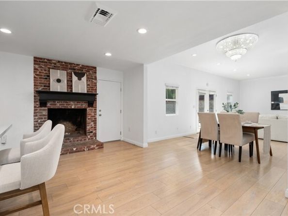 5732 Wilbur Avenue, Tarzana (los Angeles) CA 91356