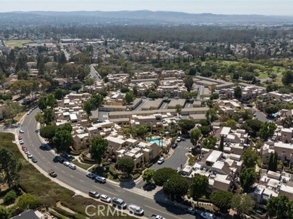 25712 Le Parc 93, Lake Forest (el Toro) CA 92630