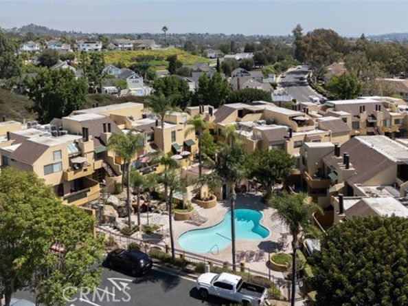 25712 Le Parc 93, Lake Forest (el Toro) CA 92630