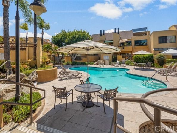 25712 Le Parc 93, Lake Forest (el Toro) CA 92630