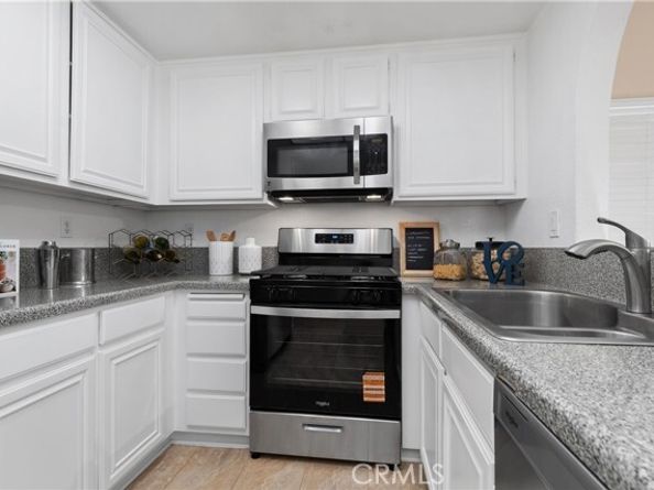 21175 Gladiolos, Lake Forest (el Toro) CA 92630