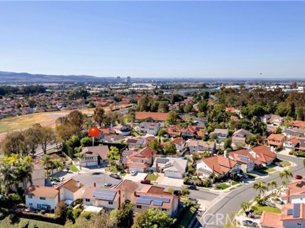 21301 Calle Recreo, Lake Forest (el Toro) CA 92630