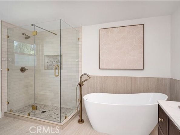 21301 Calle Recreo, Lake Forest (el Toro) CA 92630