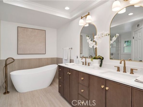 21301 Calle Recreo, Lake Forest (el Toro) CA 92630